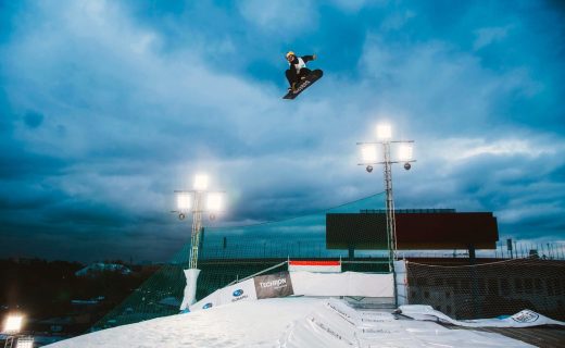 ski-board-2098326 ski-board-2098326